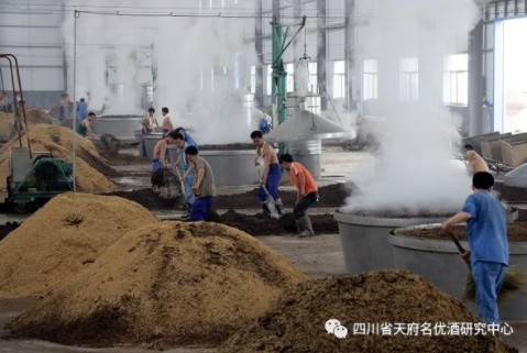 为什么说中国白酒独一无二？