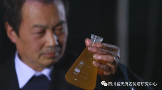 酿酒为什么要放酒曲，酒曲的功能是什么?