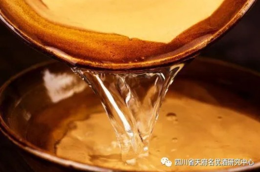 清香型白酒如何储存？清香型白酒储存技巧