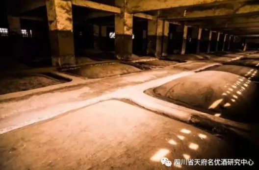 白酒酿造窖泥到底有什么用？
